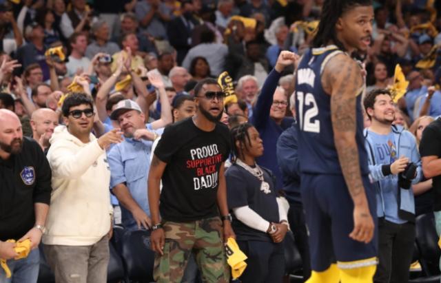 优直播中文网-莫兰特父亲：对小贾的爱被低估了 愿为他付出生命